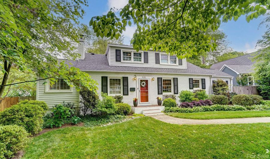 1335 Goodwin Ave, Charlotte, NC 28205 - 4 Beds, 3 Bath