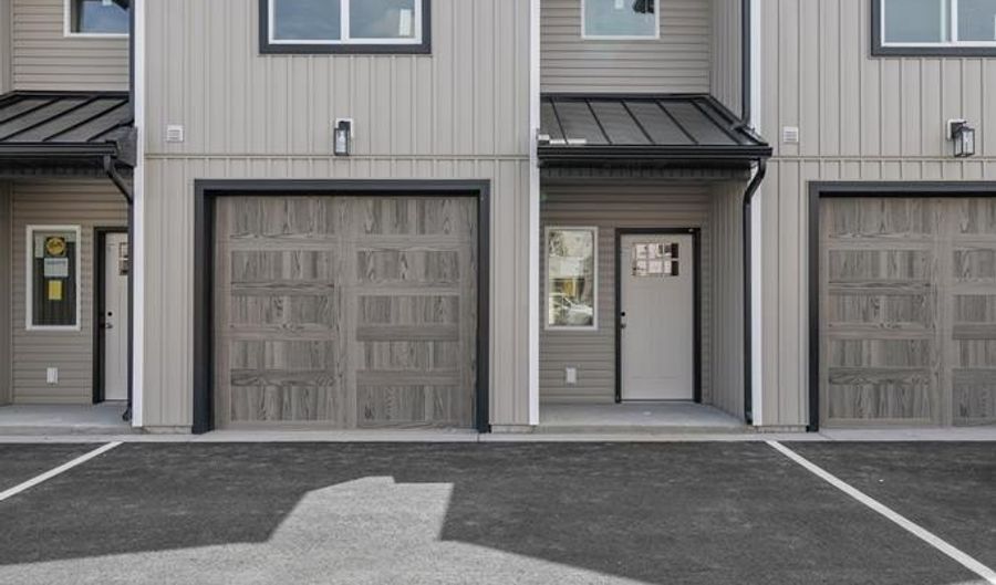 2764 Derrald Loop, Ammon, ID 83406 - 3 Beds, 3 Bath
