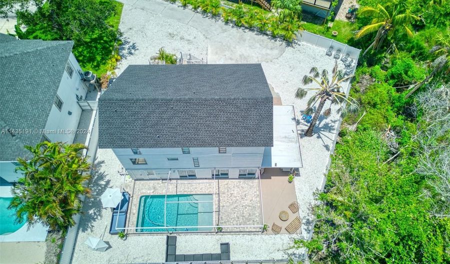 268 Nature View Ct, Fort Myers Beach, FL 33931 - 8 Beds, 5 Bath