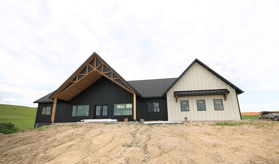 6870 Walleye Way, Blackhawk, SD 57718 - 5 Beds, 4 Bath