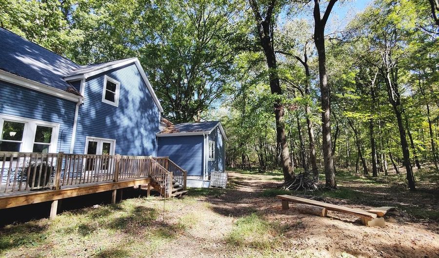 1620 Brooks Rd, Atwood, TN 38220 - 5 Beds, 4 Bath
