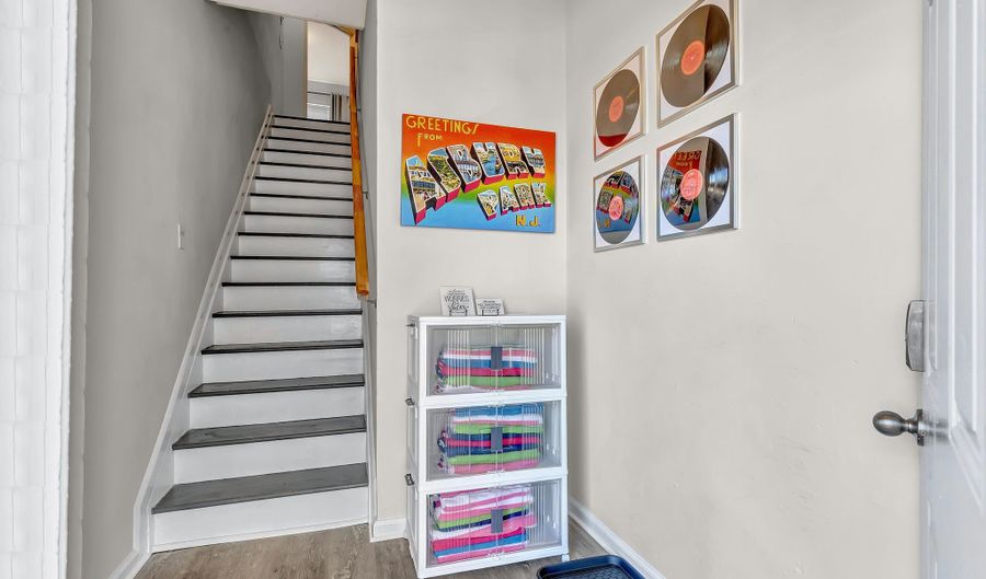 512 Sewall Ave B, Asbury Park, NJ 07712 - 3 Beds, 1 Bath