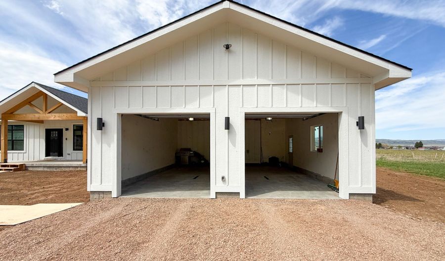 313 NIGHTSHADE Ct, Afton, WY 83110 - 3 Beds, 2 Bath