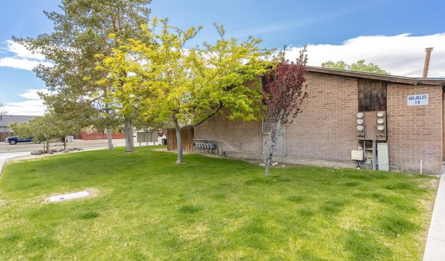 360 Jill Ct 3, Fernley, NV 89408 - 2 Beds, 1 Bath