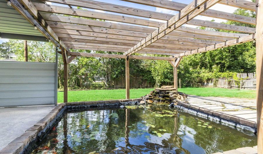 1406 S State St, Abbeville, LA 70510 - 4 Beds, 4 Bath