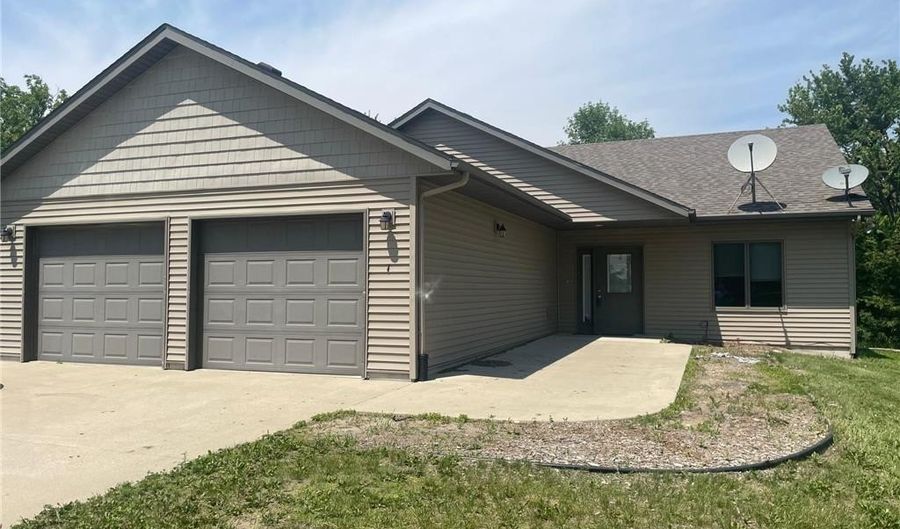 22600 700th Ave, Albert Lea, MN 56007 - 6 Beds, 4 Bath