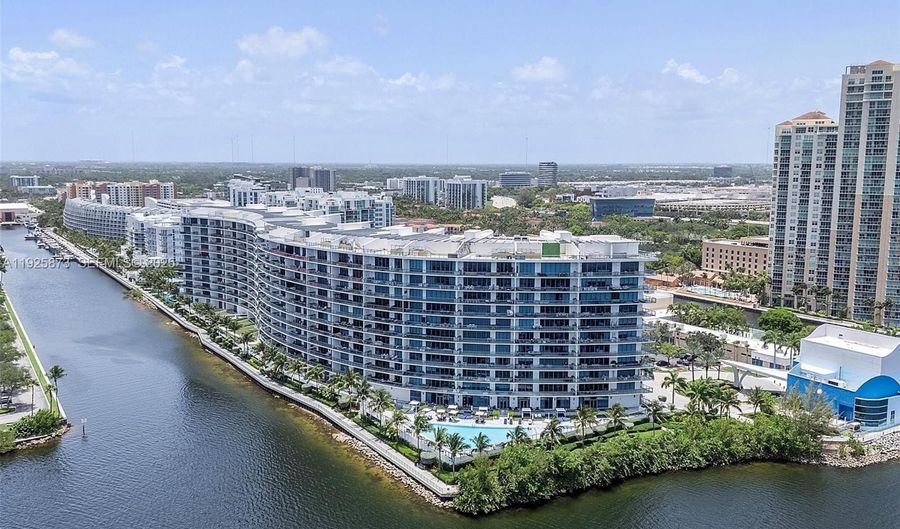 3250 NE 188th St 608, Aventura, FL 33180 - 3 Beds, 5 Bath