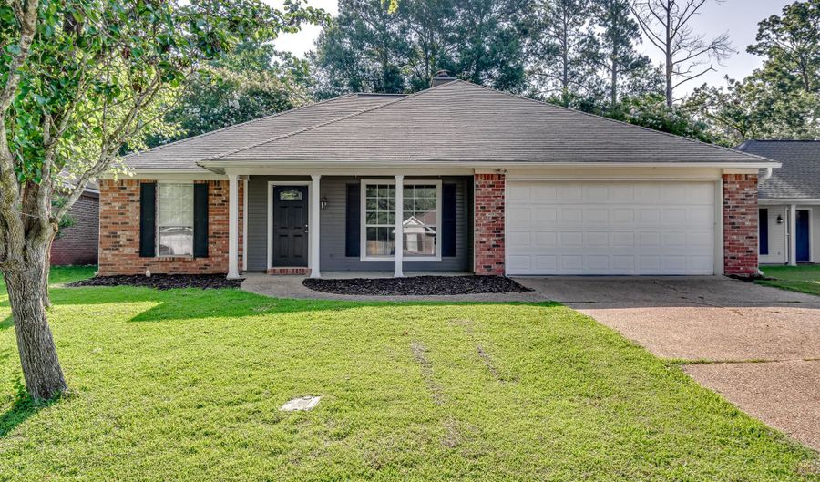 154 Chestnut Dr, Brandon, MS 39047 - 3 Beds, 2 Bath
