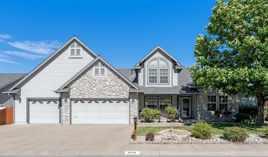 3705 Southpointe Dr, Carson City, NV 89701 - 4 Beds, 3 Bath