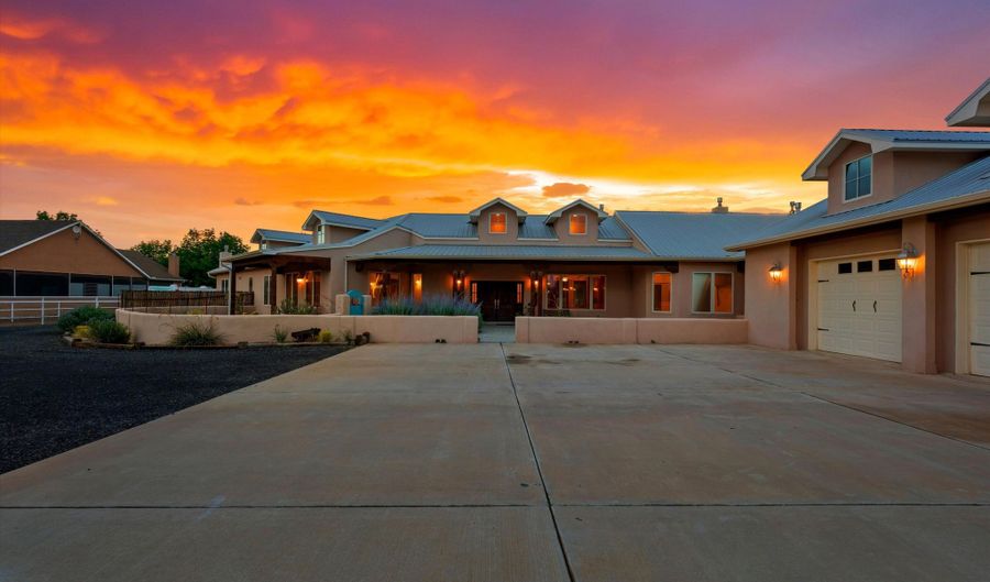 325 Braught Ln, Bosque Farms, NM 87068 - 4 Beds, 5 Bath