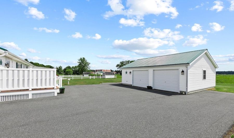 32024 STONE Ln, Dagsboro, DE 19939 - 3 Beds, 2 Bath