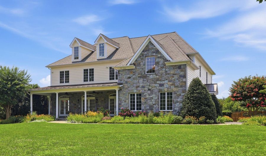 19014 Beallsville Rd, Beallsville, MD 20839 - 4 Beds, 6 Bath
