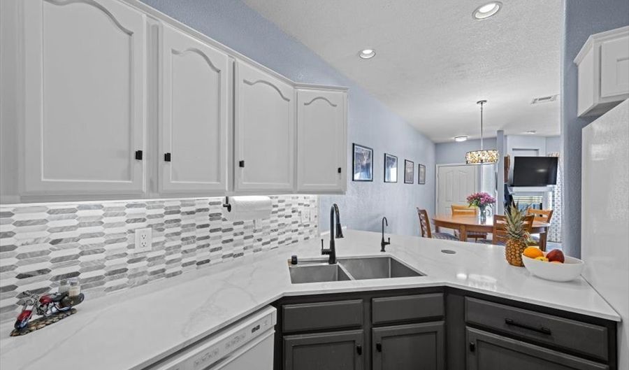 262 Big Horn Dr, Boulder City, NV 89005 - 2 Beds, 3 Bath