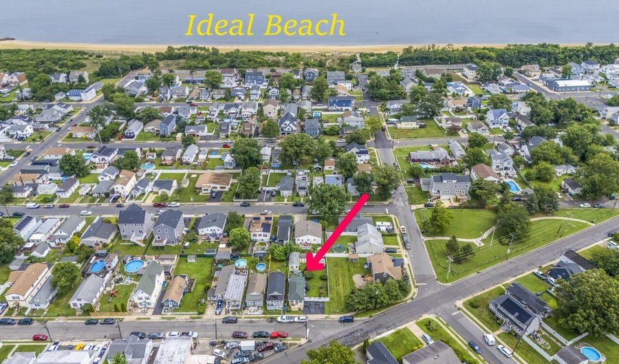 77 Navesink Ave, North Middletown, NJ 07748 - 2 Beds, 2 Bath