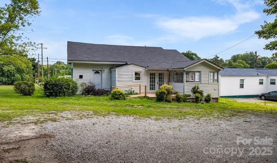 10729 N Main St, Archdale, NC 27263 - 0 Beds, 0 Bath