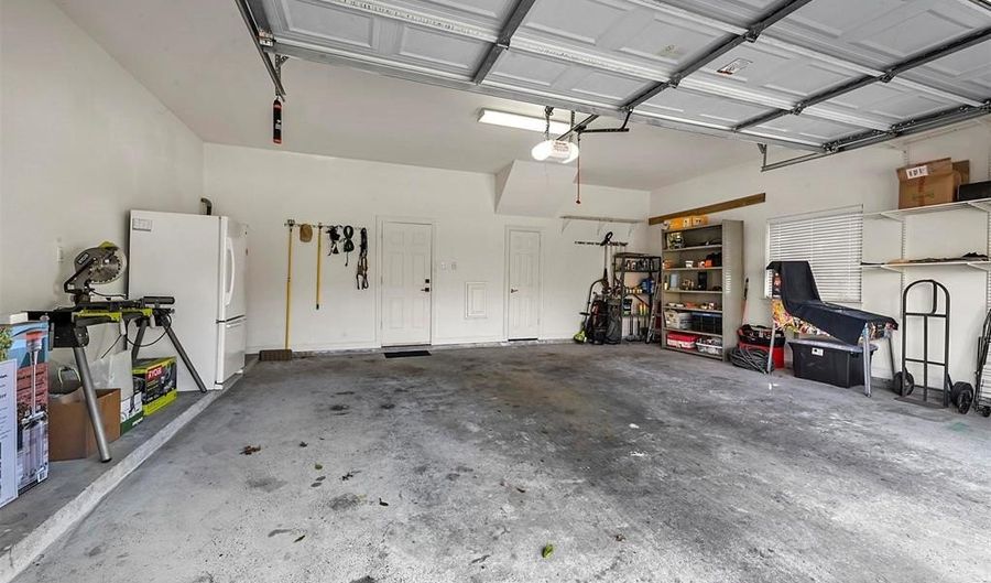 4102 Oberlin Way, Addison, TX 75001 - 3 Beds, 3 Bath