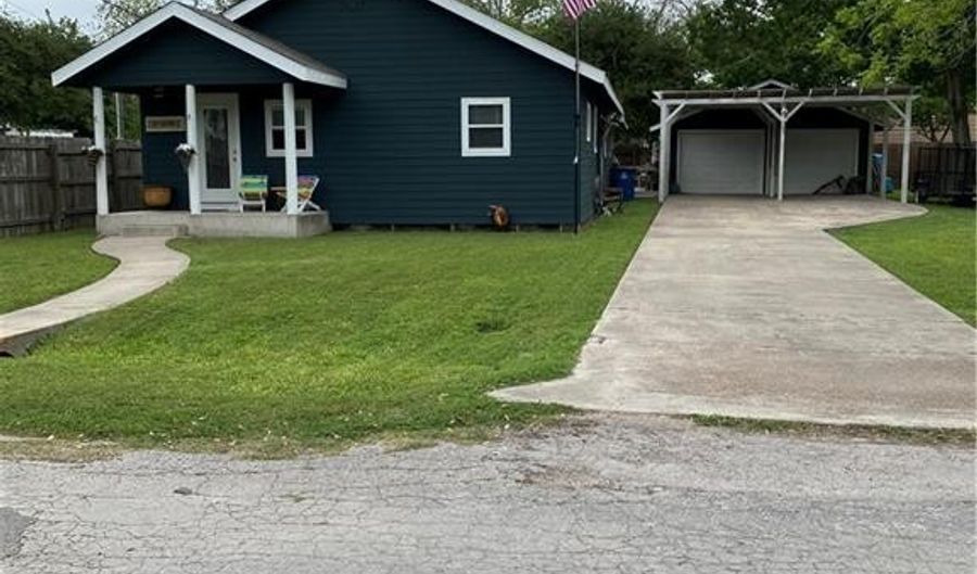 109 Burton St, Woodsboro, TX 78393 - 4 Beds, 2 Bath