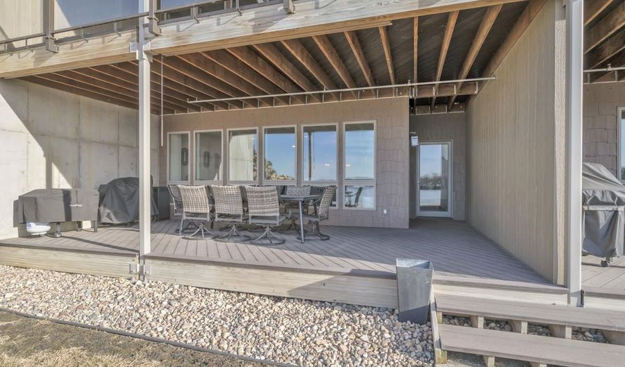 570 Linden Dr 104, Arnolds Park, IA 51331 - 4 Beds, 3 Bath