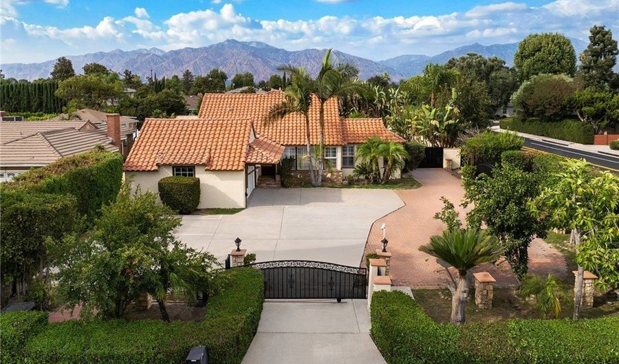 201 Las Tunas Dr, Arcadia, CA 91007 - 5 Beds, 6 Bath