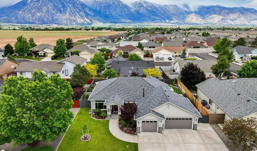 764 Raab Ct, Gardnerville, NV 89460 - 3 Beds, 2 Bath