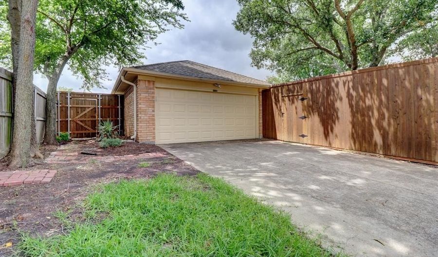 1321 Clover Dr, Allen, TX 75002 - 3 Beds, 2 Bath