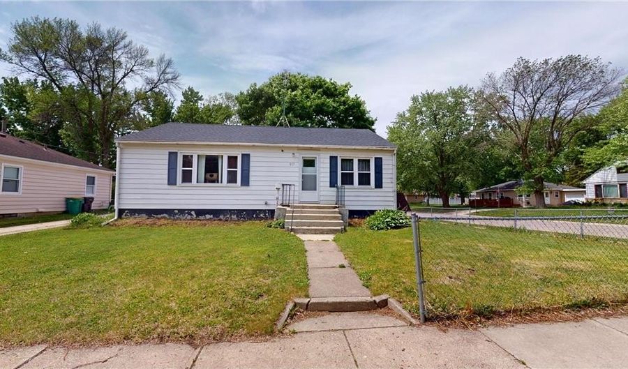 917 Valley Ave, Albert Lea, MN 56007 - 2 Beds, 2 Bath