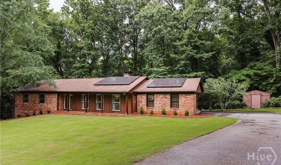 750 Glenwood Dr, Athens, GA 30606 - 3 Beds, 3 Bath