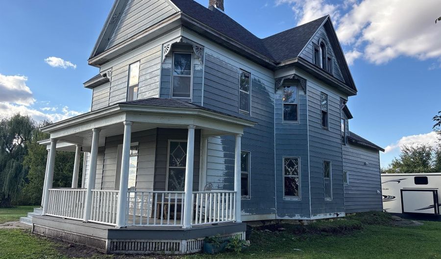 31083 160th St, Ackley, IA 50601 - 4 Beds, 2 Bath