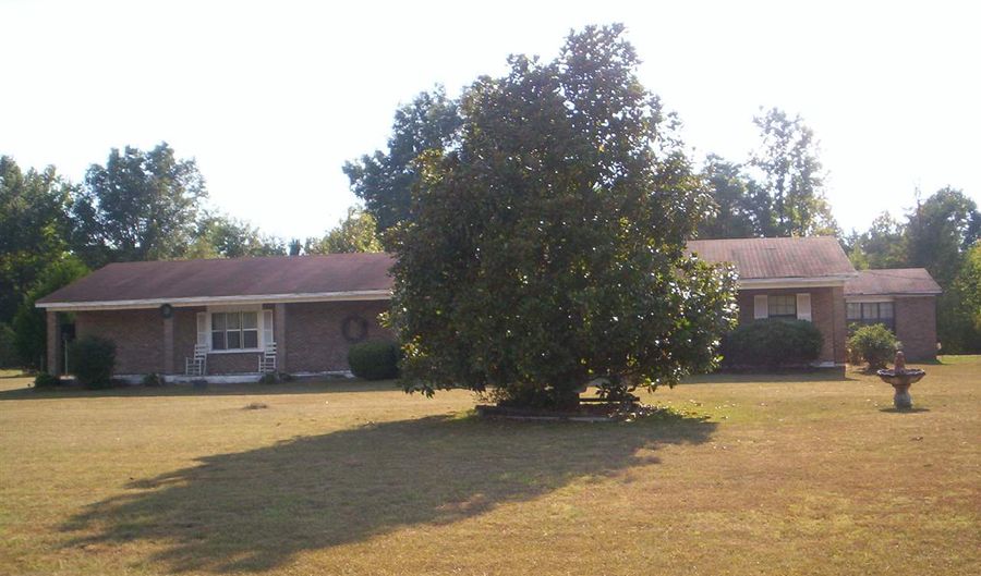 1814 COX FERRY Rd, Bolton, MS 39041 - 4 Beds, 2 Bath