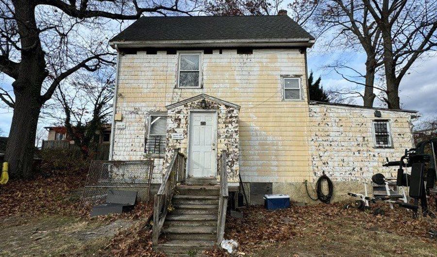 54 Agnes St, Bridgeport, CT 06606 - 4 Beds, 2 Bath