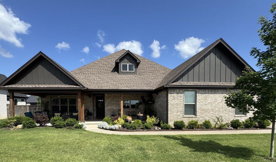 7317 Lake Point Cir, Benton, AR 72019 - 5 Beds, 4 Bath