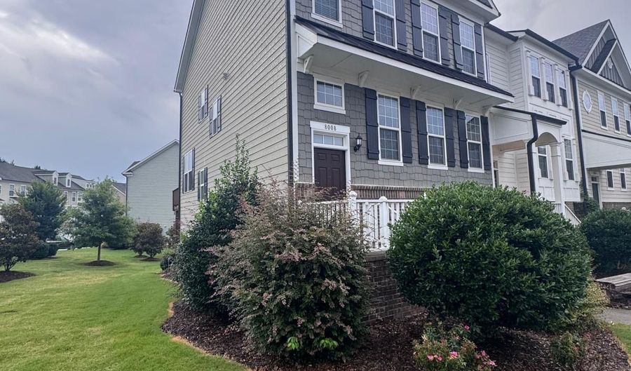 8008 Reedybrook Xing, Apex, NC 27523 - 3 Beds, 4 Bath