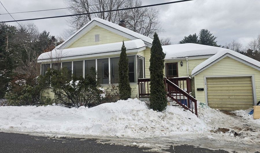 114 Smith St, Athol, MA 01331 - 1 Beds, 1 Bath