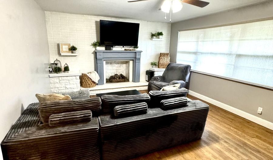 916 N N Main St, Barbourville, KY 40906 - 3 Beds, 2 Bath