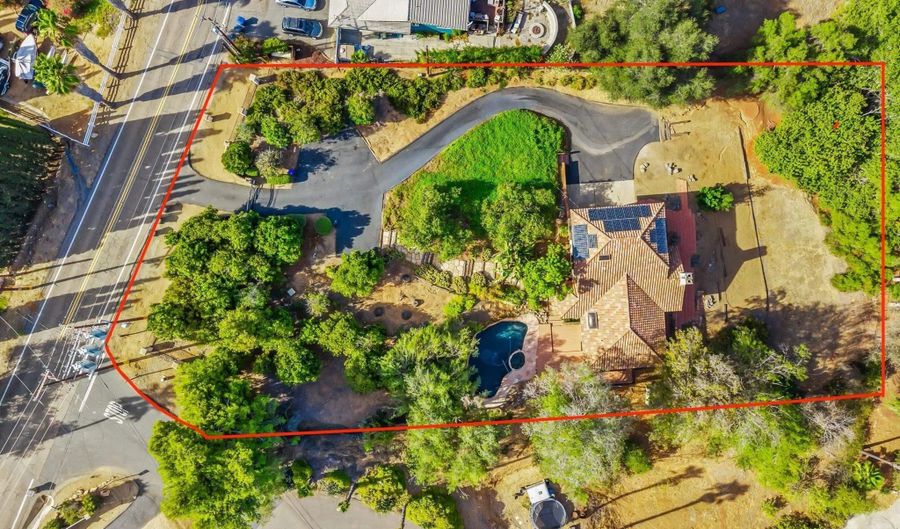 3209 Mary Ln, Escondido, CA 92025 - 4 Beds, 4 Bath