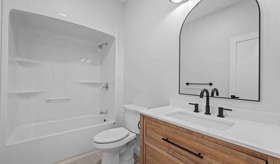 6 Melina's Way, Thornton, NH 03285 - 3 Beds, 3 Bath