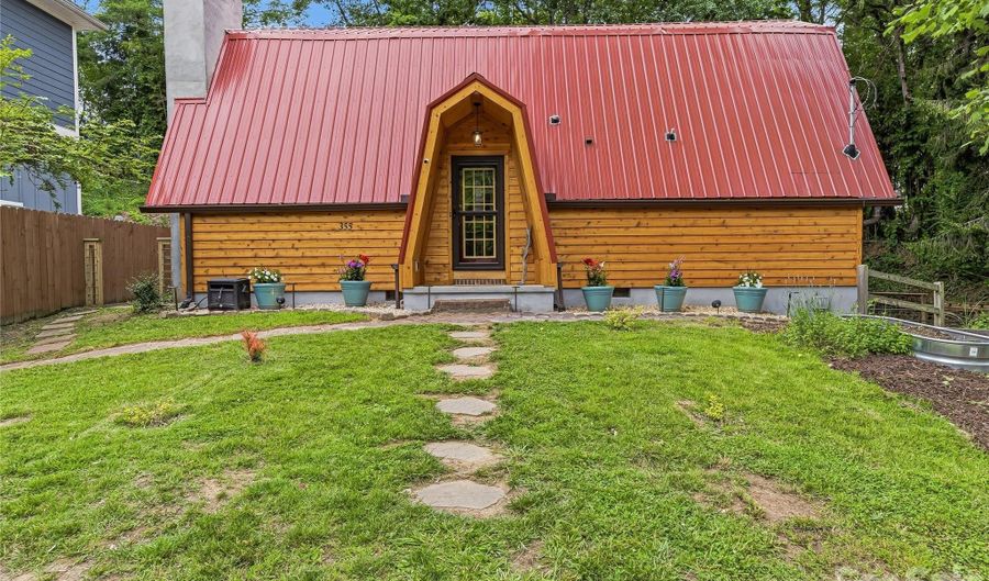 355 London Rd, Asheville, NC 28803 - 2 Beds, 2 Bath