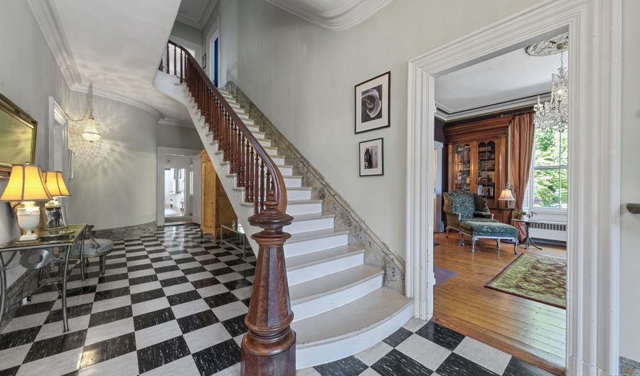 208 High St, Belfast, ME 04915 - 5 Beds, 0 Bath