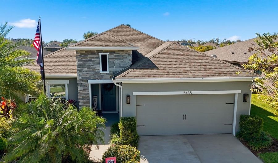 5435 SILVER SUN Dr, Apollo Beach, FL 33572 - 4 Beds, 3 Bath