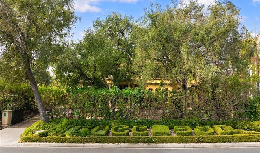 1539 Rodeo Rd, Arcadia, CA 91006 - 6 Beds, 9 Bath