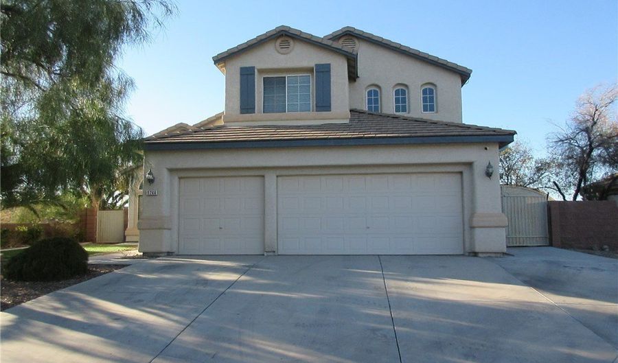 1744 Baja Ln, Henderson, NV 89012 - 4 Beds, 3 Bath