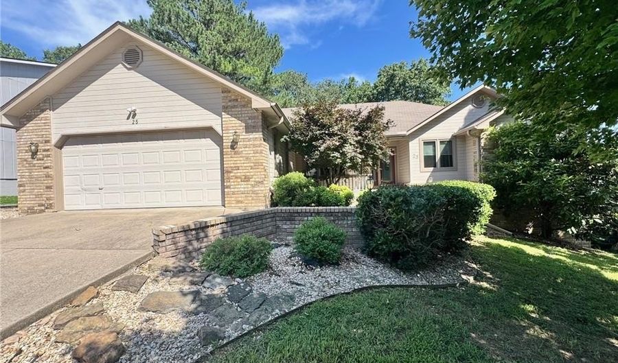 25 Elizabeth Dr, Bella Vista, AR 72715 - 3 Beds, 2 Bath