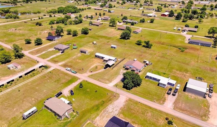 109 Clover Ln, Amber, OK 73004 - 4 Beds, 2 Bath