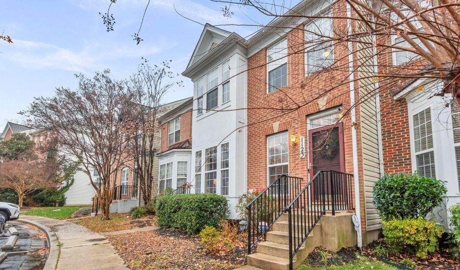 1123 AUGUST Dr, Annapolis, MD 21403 - 4 Beds, 4 Bath