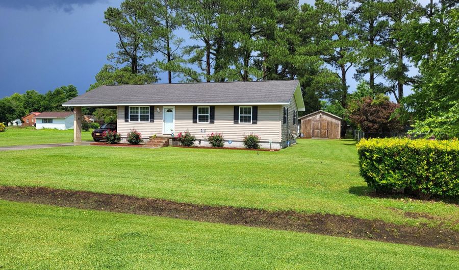 351 S 7th St S, Aurora, NC 27806 - 3 Beds, 2 Bath