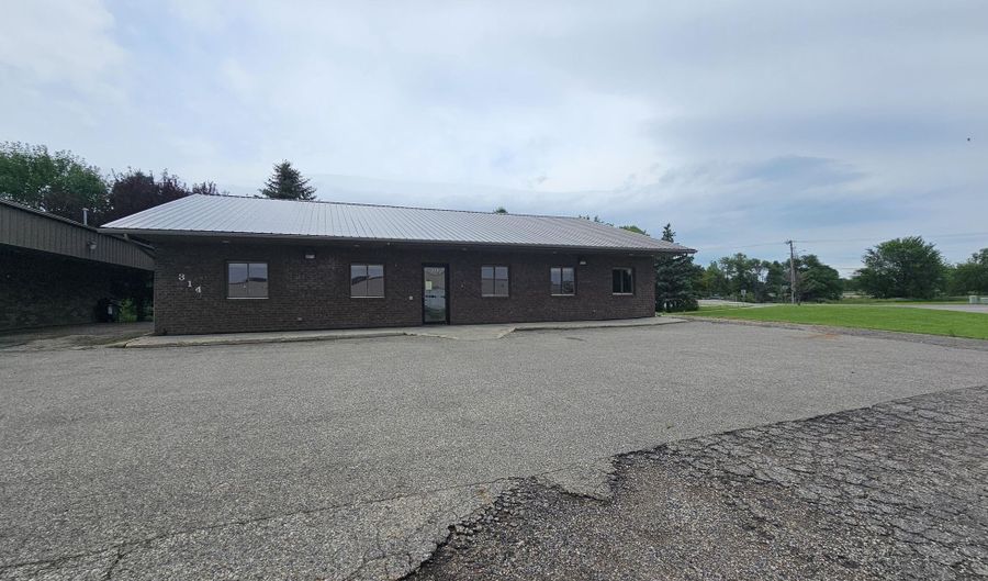 314 S Wilson St, Aberdeen, SD 57401 - 0 Beds, 0 Bath