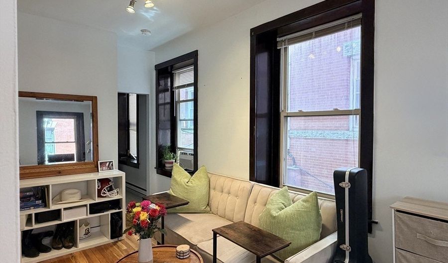 11 Unity 4, Boston, MA 02113 - 1 Beds, 1 Bath