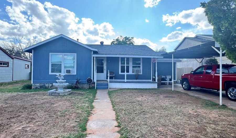 807 NW 5th, Andrews, TX 79714 - 3 Beds, 3 Bath
