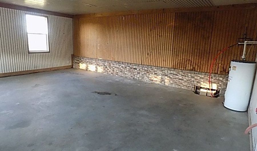 6795 S COUNTY ROAD 33, Ashford, AL 36312 - 3 Beds, 4 Bath