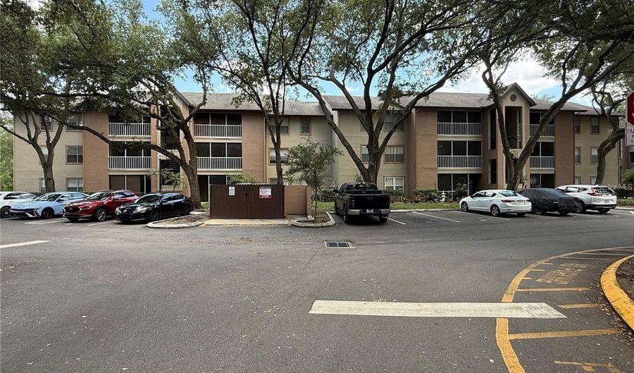 956 SALT POND Pl 204, Altamonte Springs, FL 32714 - 2 Beds, 2 Bath